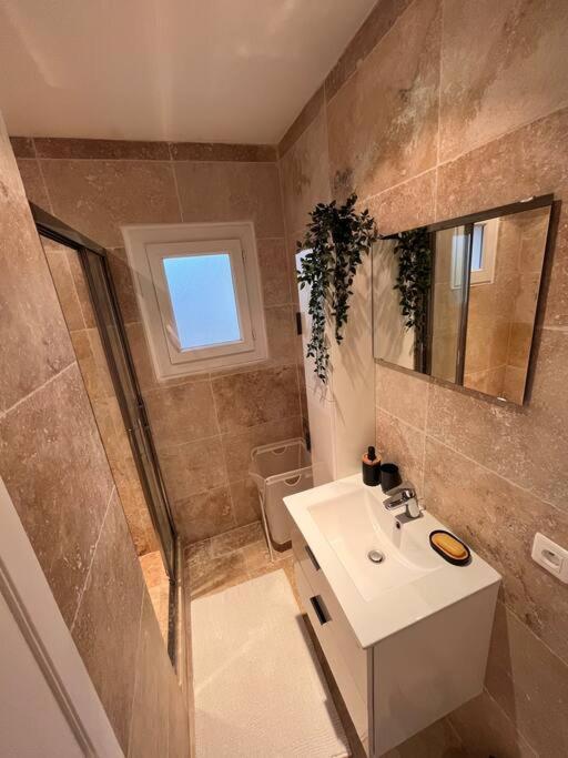 Grand Appartement 3 Chambres A 300M De La Plage Sainte-Maxime Bagian luar foto